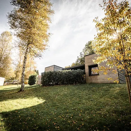 2 - Les Jolis Barbey-Seroux